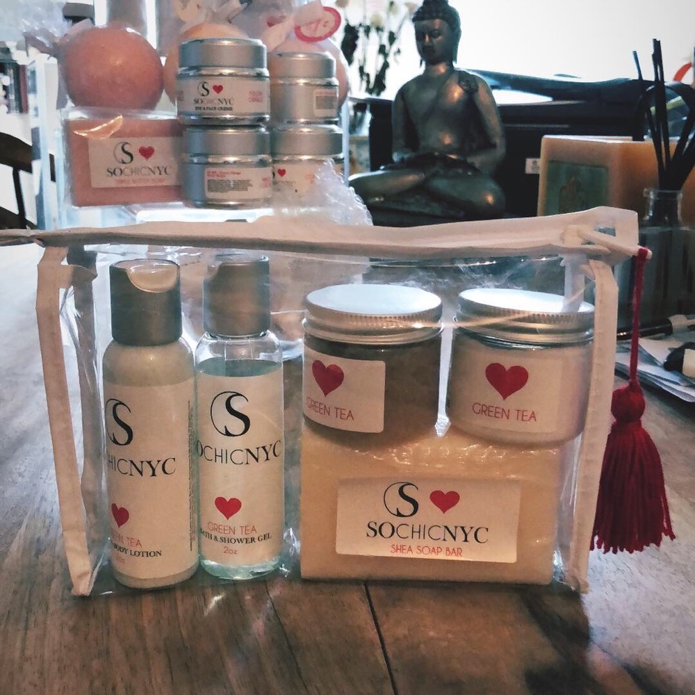 Airline ready Travel kit.